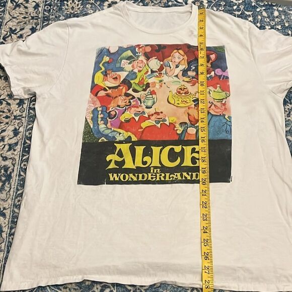 Alice In Wonderland White Tea Party Graphic Pullover Casual Shirt - Picture 6 of 10